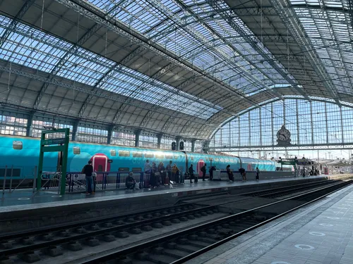 SNCF : les billets pour les fêtes de fin d'année en vente ce...